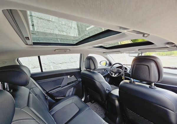 Kia Sportage cena 48900 przebieg: 211677, rok produkcji 2013 z Alwernia małe 781